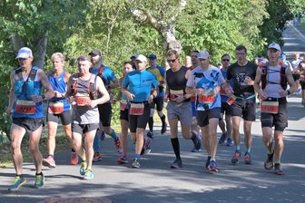 Dauerbrenner im Erzgebirge: Sachsens härtester Marathon feiert 30. Geburtstag - Um die 1000 Teilnehmer zählt der Drei-Talsperren-Marathon in Eibenstock immer. Zum Jubiläum deutet sich ein Rekord an.