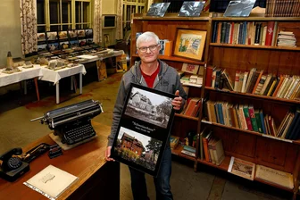 Dauerhafte Ausstellung in Oberlungwitz wird angestrebt - Matthias Beyer in der Heimatausstellung, die anlässlich des 750. Jubiläums von Oberlungwitz gestaltet wurde.