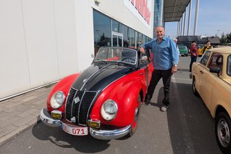 DDR-Oldtimer-Treffen in Siebenlehn: Škoda-Cabrio ist der Star - Dietmar Matthes eröffnete seine Oldtimersaison mit seinem Ifa F 9 zum Treffen in Siebenlehn.