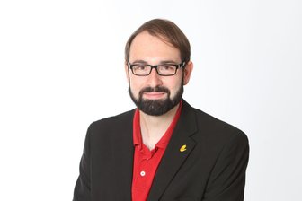 Debatte um Plauens Kulturbetrieb geht weiter: Wieviel Geld brauchen Museen, Bibliothek und Musikschule wirklich und wo kommt es her? - Lars Legath sitzt im Plauener Stadtrat für das Bündnis Sahra Wagenknecht.
