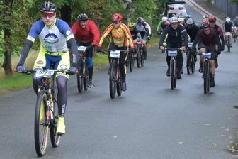 Debütant bleibt unter vier Stunden - Über die 100 Kilometer auf dem Rad erreichten 59 Starter beim Drei-Talsperren-Marathon das Ziel.