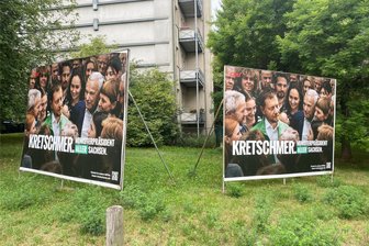 Denkerpose oder Jesus-Inszenierung in Chemnitz: Welche Partei hat die besten Wahlplakate? - „Fast wie Jesus beim Abendmahl“ – Christian Köhler von der Marketingagentur Zebra sieht beim Wahlplakat von Kretschmer Parallelen zum berühmten Bild von Leonardo Da Vinci.