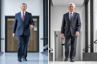 „Der Alte geht“: Rektor Barbknecht verabschiedet sich von Freiberg - Rektor Prof. Klaus-Dieter Barbknecht vor zehn Jahren (l.) und heute in der Bergakademie Freiberg.