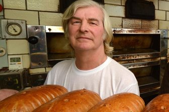 Der Bäcker mit Sinn für Historie: Abschied von Wolfgang Saupe - Bäckermeister Wolfgang Saupe aus Königsfeld - hier vor einigen Jahren in seiner Backstube. 