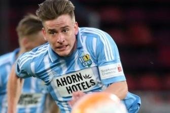 Der "Blitz" lässt es nicht donnern - Schnell wie ein Pfeil, in Mainz leider glücklos beim Abschluss: Florian Hansch.