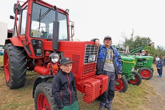 Der Charme alter Motoren: Traktorentreffen in Freiberg ein voller Erfolg -