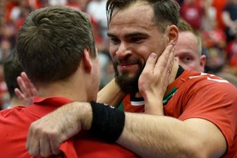Der Dauerbrenner in Sachen Aufstieg - Cheftrainer Michael Lerscht (links) hat sich beim Plauener Benjamin Meschke bedankt: Zusammen mit dem ASV Hamm-Westfalen sind die beiden in die 1. Bundesliga aufgestiegen. 