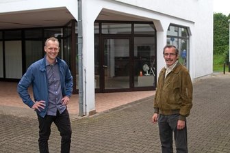 Der Dorfladen-Idee fehlt ein wichtiger Baustein - Ortsvorsteher Uwe Wanitschka (re.) und Thomas Kubbe suchen einen Betreiber für einen Dorfladen.