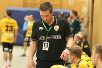 Der erste Sieg muss her - Oberlosas Trainer Petr Hazl ist gemeinsam mit seiner Mannschaft angezählt. Neun Spiele bestritten die Oberlosaer bisher in der 3. Liga - alle gingen verloren. Das muss sich gegen Northeim am Samstag ändern.