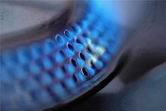 Der europäische Gaspreisdeckel für Großkunden kommt - Die EU-Energieminister einigten sich am Montag nach wieder einmal zähem Ringen auf einen europäischen Gaspreisdeckel. 