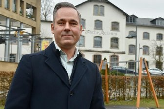 Der Familienmensch, der ins Rathaus will - Der 47-jährige Jan Hippold ist der OB-Kandidat der CDU in Limbach-Oberfrohna.