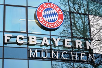 Der FC Bayern wird 125, und immer noch wird von Erfolgsfans geredet - Der FC Bayern München: Rekordmeister und Zielscheibe von Kritik.
