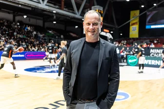 Der Geschäftsführer der Niners Chemnitz im Interview: „Ich habe Verständnis für den Frust – aber nicht für die Trainerdiskussion“ - Bleibt trotz der sportlich unbefriedigenden Situation optimistisch: Niners-Geschäftsführer Steffen Herhold.
