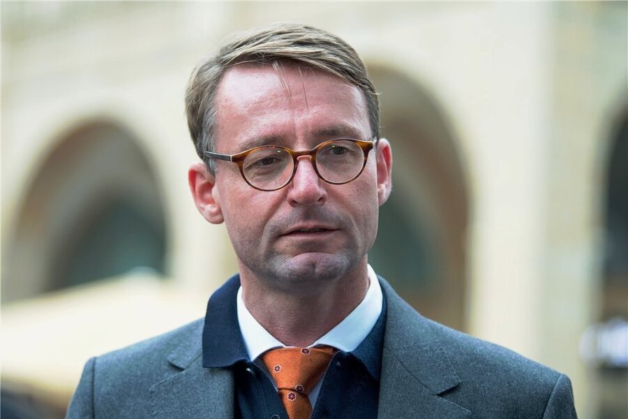 Der Innenminister hadert mit dem Polizeigesetz - Roland Wöller - Innenminister