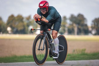 Der Ironman aus dem Vogtland: Marcel Ottiger hat Großes vor - Marcel Ottiger auf dem Weg zu seinem zweiten WM-Ticket für das kommende Jahr. In Italien schwamm, fuhr und lief der Vogtländer Anfang September auf den 2. Platz und hat sich damit für die Iron-Man-WM 2025 in Nizza qualifiziert.