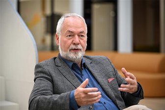 Der Mann, der die Wiedervereinigung verhandelte: DDR-Außenminister Markus Meckel kommt nach Freiberg - Markus Meckel war 1990 Außenminister der DDR und saß fast 20 Jahre für die SPD im Bundestag.