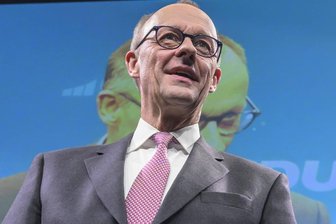 Der Mann mit dem Verstand aus dem Sauerland: Friedrich Merz - Friedrich Merz, Kanzlerkandidat der Union, bei einem Wahlkampfauftritt diese Woche in Potsdam.