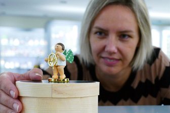 Der Mutige: Wie ein Engel aus Grünhainichen für Zuversicht sorgen soll - Der Mutige - hier präsentiert von Katja Findeisen aus der Wendt-&-Kühn-Welt.