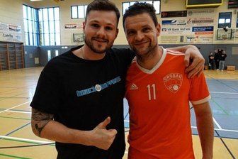 Der Name des Siegerteams bleibt ein Rätsel - Mit jeweils elf Treffern waren Manuel Strobel (links) und Christian Hirsch beste Torschützen des Turniers.