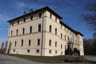 Der Name ist weg: Das Daetz-Centrum gibt's nicht mehr - Der Name Daetz-Centrum ist Geschichte. Aber das Gebäude ist noch da. Nun wird überlegt, was man dort unterbringen könnte.