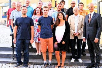 Der Netzschkauer Stadtrat ist noch nicht vollständig - Der neue Stadtrat von Netzschkau. Es fehlen Tobias Voit und Rita Paatsch (beide Gewerbeverein).