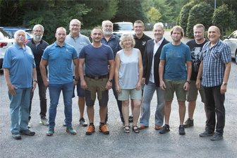 Der neue Theumaer Gemeinderat steht vor einer Herausforderung: Wie weiter beim geplanten Feuerwehrdepot? - Der neue Gemeinderat von Theuma: v. li. hinten: Ulrich Sörgel, Frank Hutschenreuter, Udo Weymann, Max Büttner, Uwe Riedel, Mike Seifert. V. li. vorn: Ulrich Riedel, Martin Klebe Marcus Sammler, Annika Zill, Tom Güne, Fredi Dietz.