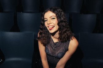 „Der Osten ist nicht ganz so politisch korrekt“ - Maria Groppler über die Grenzen der Comedy - „Stand-up ist die Königsklasse der Kunstform“, sagt Maria Groppler.