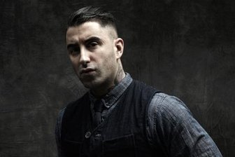 Der schicke Herr - Jederzeit eigenwillig gut gekleidet: Sammy Amara.