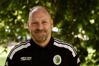 Der Schiedsrichter spricht zur Fußball-EM: Wir müssen den Spaniern den Spaß nehmen - Jens Kreißl ist seit vielen Jahren als Schiedsrichter in Sachsen und darüber hinaus aktiv.