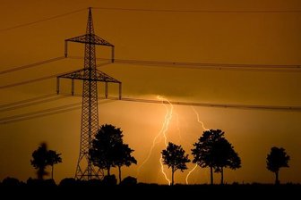 Der totale Stromausfall droht - Stromnetzbetreiber proben Krisenfall -