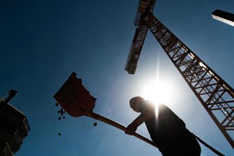 Der Traum vom Hausbau in Sachsen platzt gerade in Serie - Erst Krise, nun Alarmstimmung: Der Wohnungsbau ist in Ostdeutschland eingebrochen. 
