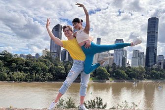 Der ukrainische Tänzer Viktor Tomashek: „Ich will frei sein“ - Haupttänzer Viktor Tomashek mit einer Tänzerin des Kiew Grand Balletts bei einem Fototermin in Sidney.