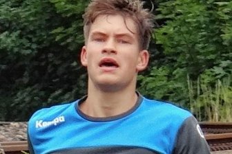 Der Unverwüstliche aus Triebel gewinnt Duathlon bei den Oldies - Paul Tschersich aus Plauen lief die schnellste Zeit.