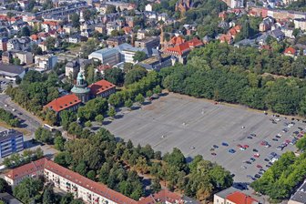 Der Zirkus kommt: Platz der Völkerfreundschaft in Zwickau zwölf Tage komplett gesperrt - Der Circus Krone beansprucht bei seinem Gastspiel den Platz der Völkerfreundschaft.