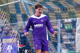 Der zweite Anzug sitzt: FC Erzgebirge Aue löst Pflichtaufgabe im Pokal - Ricky Bornschein traf im Sachsenpokal gleich viermal.