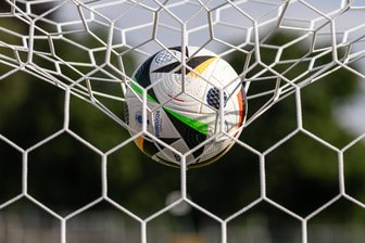 Derbyzeit und Spitzenspiele in der Fußball-Sachsenklasse - Symbolbild.