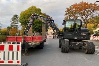Deshalb ist zwischen Rodewisch und Auerbach die Straße dicht - Auf der Auerbacher Straße in Rodewisch wird eine neue Gasleitung verlegt, die an die Ertex angebunden wird. Bis Mitte November ist dort gesperrt.