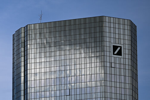 Deutsche Bank spürt Trend zu Aktien - 
