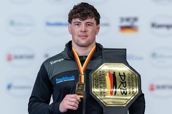 Deutsche Meisterschaft: Ringer aus dem Erzgebirge tragen zu Sachsens Dominanz bei - Gewann in der Gewichtsklasse bis 87 Kilogramm Gold im griechisch-römischen Stil: Erik Löser vom RSK Gelenau.