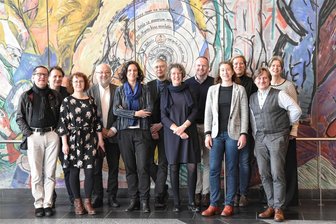 Deutscher Museumsbund tagt 2025 in der Kulturhauptstadt Chemnitz - So vereint kann man die Chefinnen und Chefs der Chemnitzer Museen selten erleben.