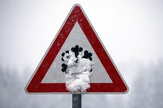 Deutscher Wetterdienst warnt vor Glatteis in Teilen Südwestsachsens - Der Deutsche Wetterdienst (DWD) warnt vor möglichem Glatteis in Teilen Sachsens.