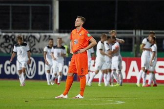 DFB-Pokal: Blamage in Ulm - Viertligist lässt Auer schlecht aussehen - Florian Ballas erlebte im ersten Pflichtspiel für den FC Erzgebirge Aue eine Blamage.