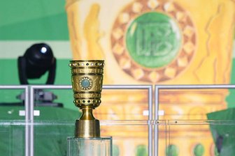 DFB-Pokal: Mainz kommt nach Aue, Duell der Traditionsclubs in Chemnitz - Um diesen Pott geht es: Ab dem Wochenende um den 30. Juli wird die erste Runde des DFB-Pokals 2022/2023 ausgespielt.