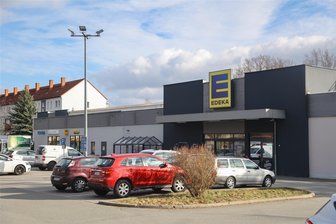 DHL-Filiale im Flemminggebiet seit mehreren Tagen geschlossen: Wie geht es weiter? - Die DHL-Filiale im Flemminggebiet ist derzeit wegen Krankheit geschlossen.
