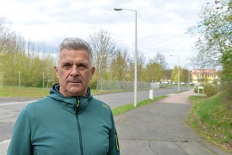 DHL-Zentrum in Freiberg: Fragen zur Zufahrt über die Clausthaler Straße - Anwohner Ralf Dobritz befürchtet, dass das neue DHL-Zentrum in Freiberg zu mehr Verkehr im Wohngebiet führt.