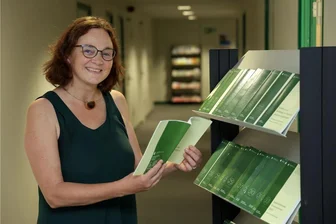 Diagnose Krebs: Was die Mitarbeiterin einer Beratungsstelle erlebt - Christine Heimowski vom Verein Sächsische Krebsgesellschaft arbeitet in der Region Westsachsen als Sozialarbeiterin. Die „Freie Presse“ hat sie gefragt, wer bei ihr Hilfe sucht, welche Krebsarten besonders oft vorkommen, welche Unterstützung die Klienten erhalten und wie die Diagnose den Blick auf das Leben verändert.