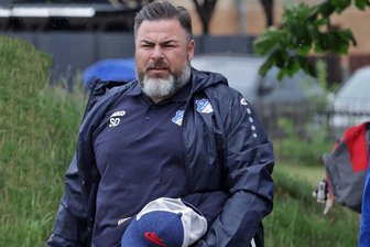 Die Basis spricht zur Fußball-EM: Ein Anstoß mit Hallo-wach-Effekt - Steve Dieske war bis vor kurzem Trainer bei Landesligist VfB Empor Glauchau. Jetzt übernimmt der Frankenberger Oberligist Budissa Bautzen.