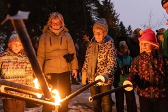 Die Binge im Fackelschein - 