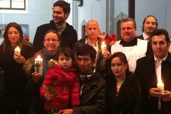 Die Christianisierung des Abendlands - Getaufte Flüchtlinge aus Afghanistan und dem Iran mit Pfarrer Michael Tetzner und Gemeindepädagogin Ortrun Peuckert in Freiberg.
