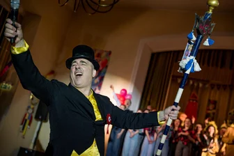 Die fröhlichsten Bilder vom Fasching in Halsbrücke: Ein wilder Ritt durch 40 Jahre - 